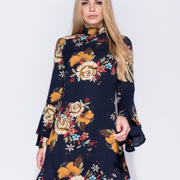 Dresses & Skirts - Never looked better belle sleeved dress!